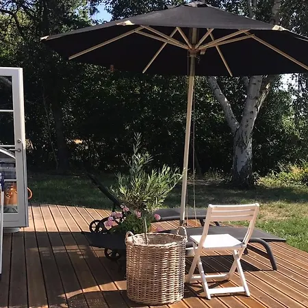 Summerhouse In With View Vig